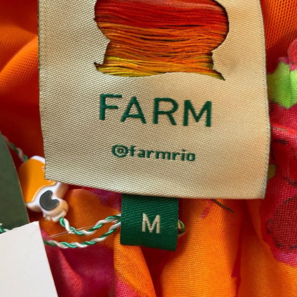 FARM RIO
- Fruit Brush Oft-the-shoulder Crop Top - Picture 6 of 11